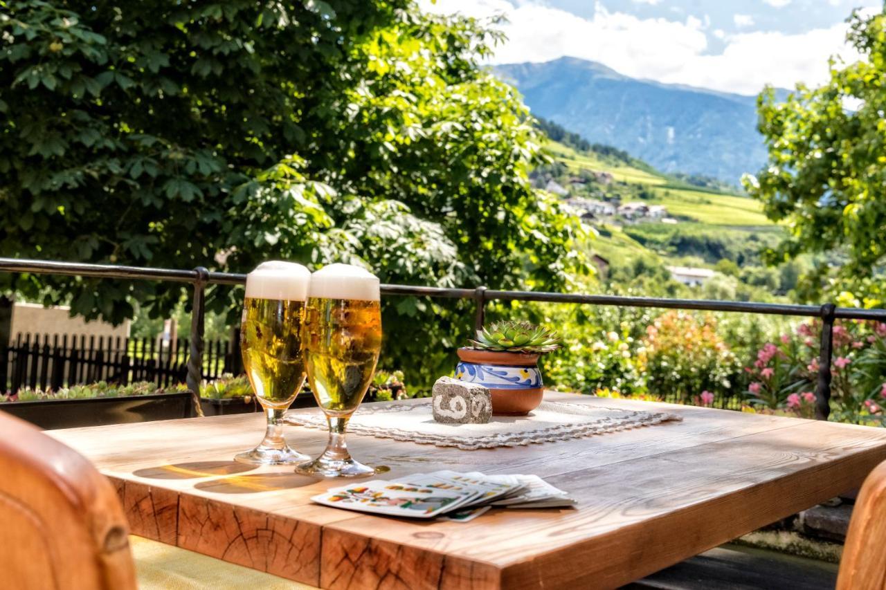 Hotel Brueckenwirt Novacella エクステリア 写真