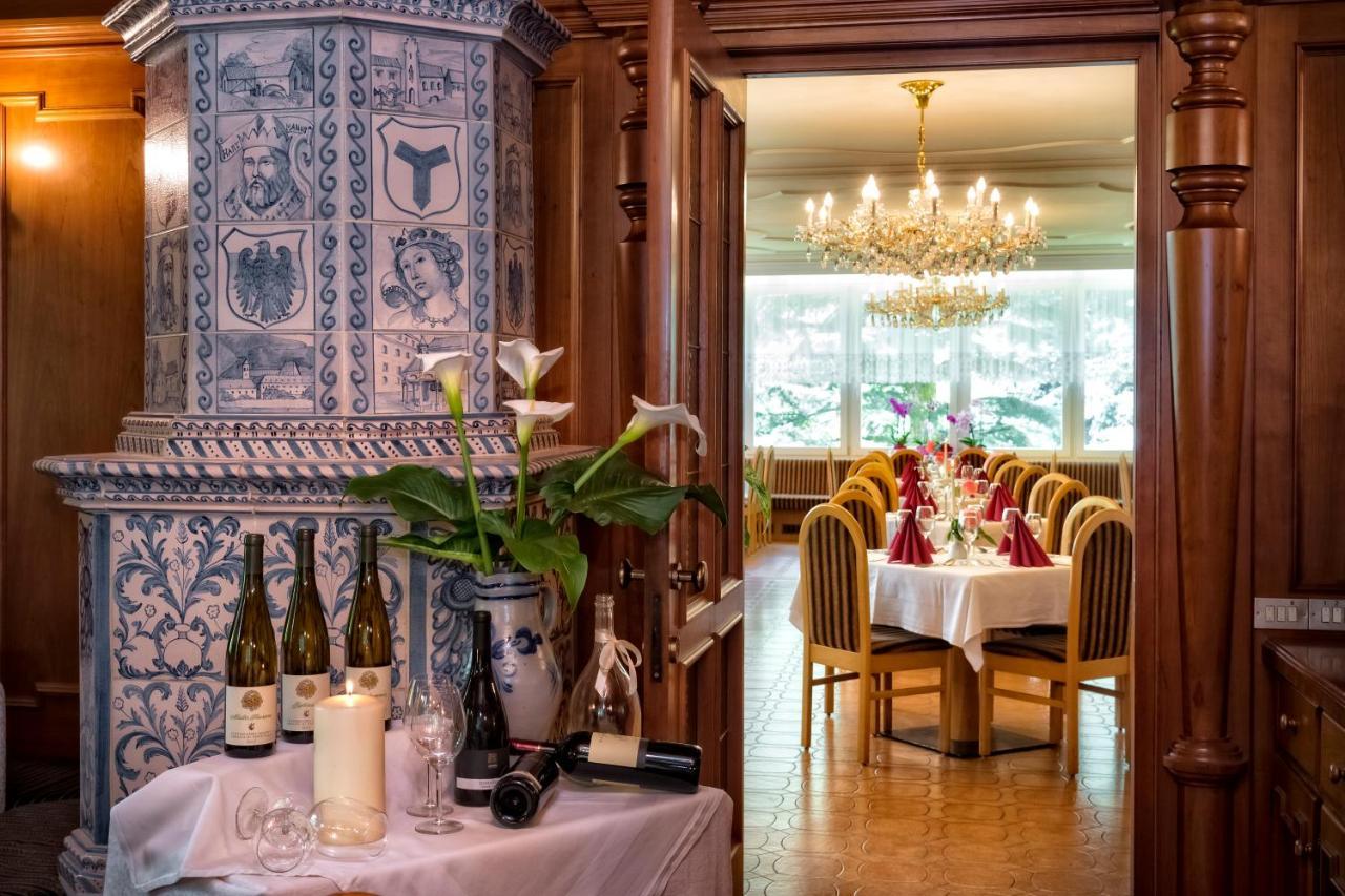 Hotel Brueckenwirt Novacella エクステリア 写真